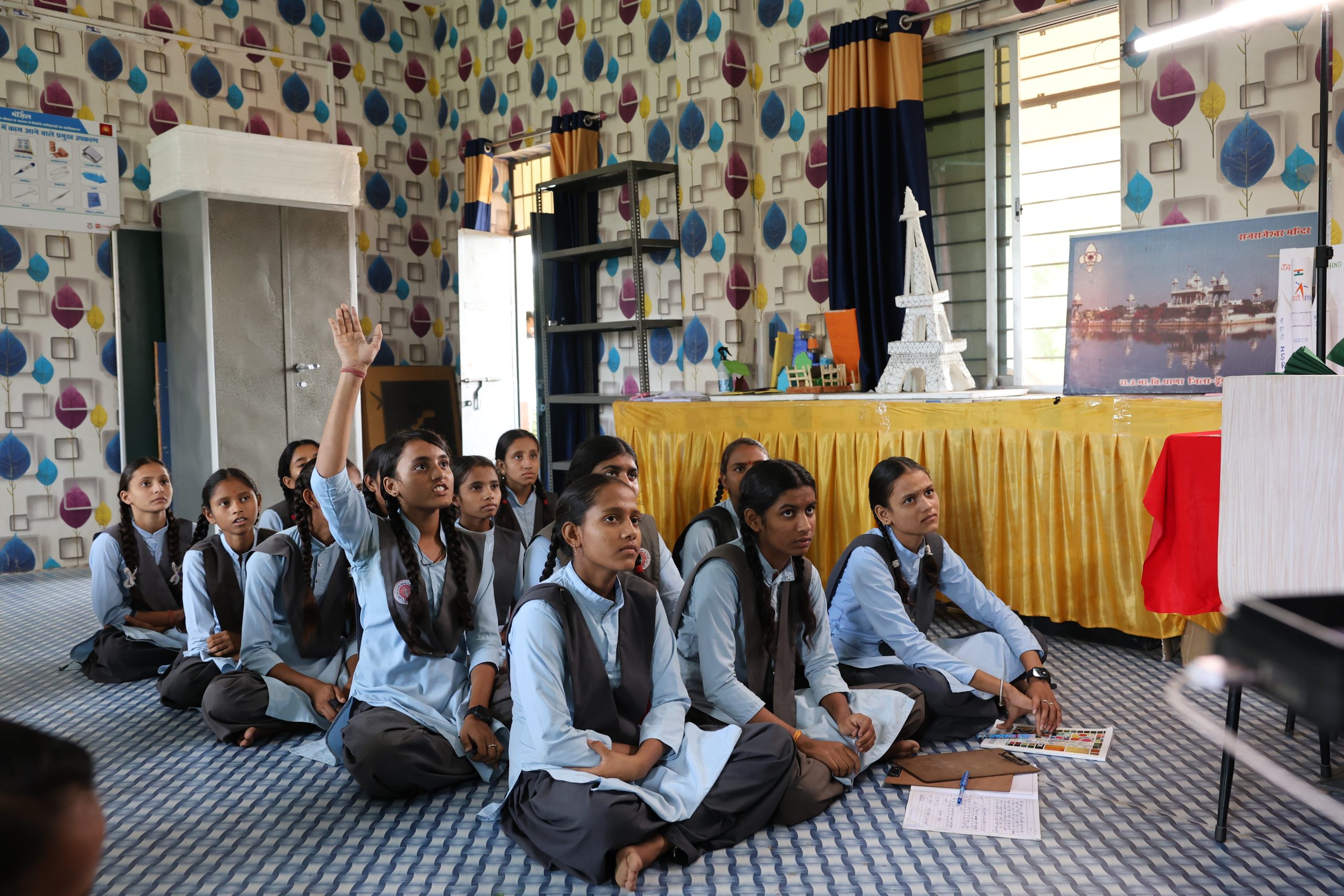 Young girls receive skill training as part of the Rajasthan government-led Project Manzil in India. Credit: CIFF